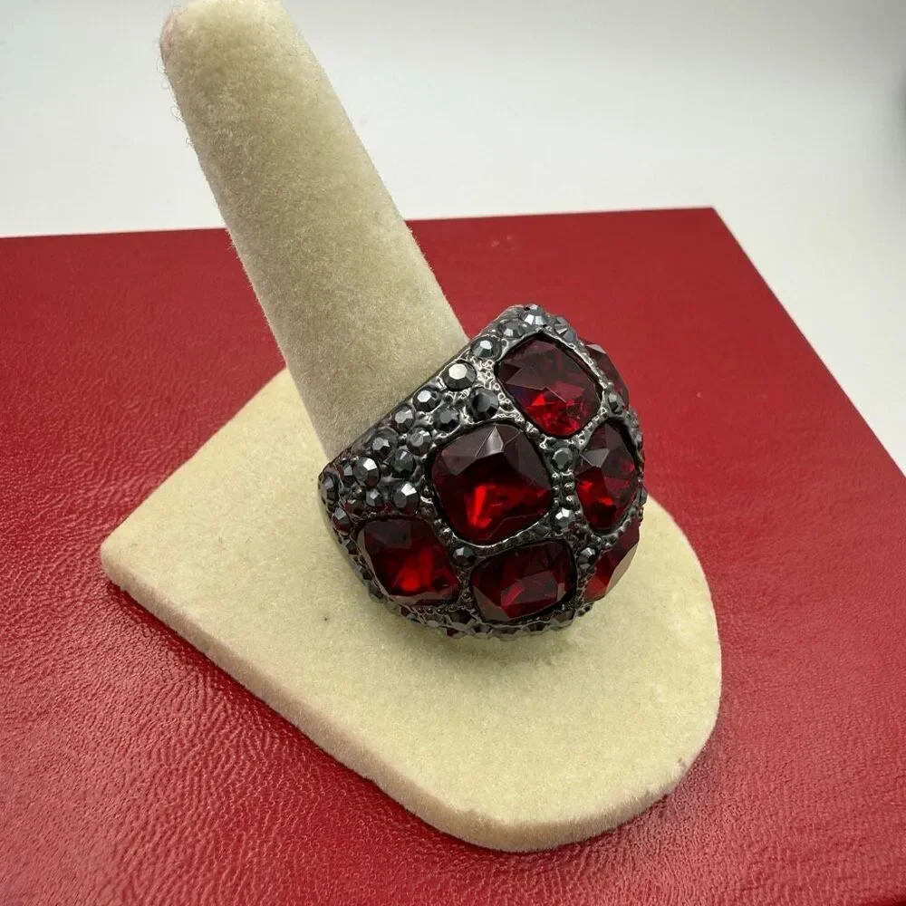 Kenneth Jay Lane vintage ring large red stones set in a gunmetal finish sz 7 New